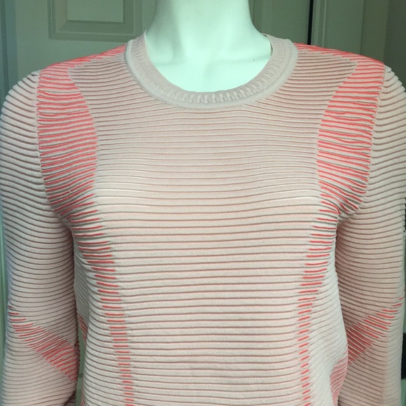 Under Armour Athletic/Athleisure Sweater, NWT! - Picture 2 of 11
